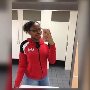 Meet your Posher, Kristal